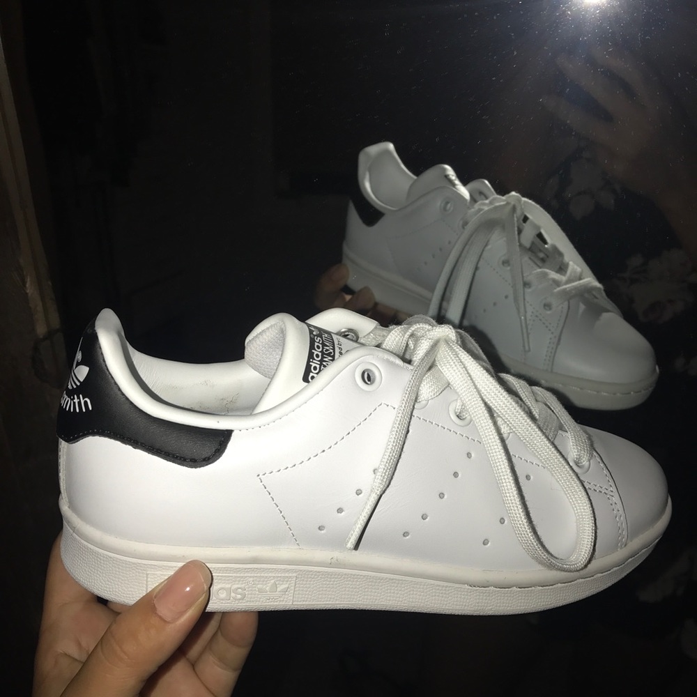 White Stan smiths